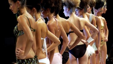 Skinny Models And Photoshopped Images Are Hurting Women
