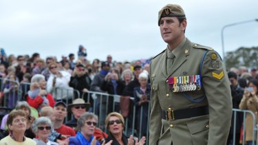 Victoria Cross winner Ben Roberts-Smith has urged the government to offer Defence personnel a better deal.