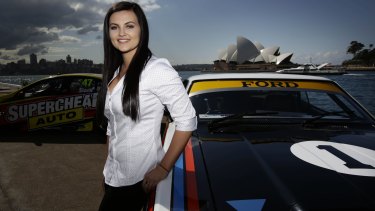 Renee Gracie Driving Motor Sport S Push To Remove Gender Barrier