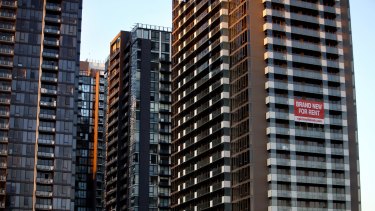 These Charts Show Why Some Experts Fear An Apartment Glut