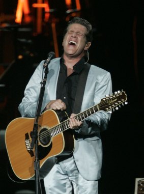 Glenn Frey on stage in 2005.