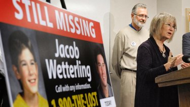 Patty and Jerry Wetterling at a press conference in 2014. 