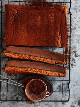 Bitter caramel and cocoa custard cake.