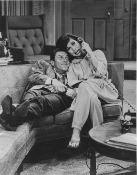 Mary Tyler Moore as Laura Petrie with Dick Van Dyke on <i>The Dick Van Dyke Show</i> in 1968.