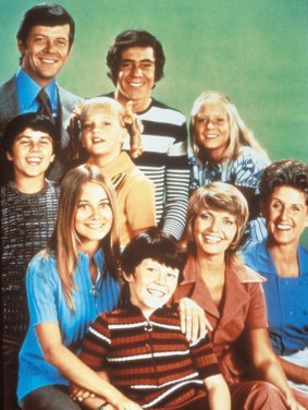 Florence Henderson (in brown) became a household name starring with the cast of the TV series <i>The Brady Bunch</I>.