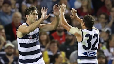 Sharp Shooting Geelong Cats Down Fighting Melbourne Demons To Maintain Their Winning Start To The Season