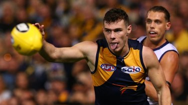 Former Eagle Xavier Ellis Will Run Simpson Desert Nude If Shuey Is Suspended