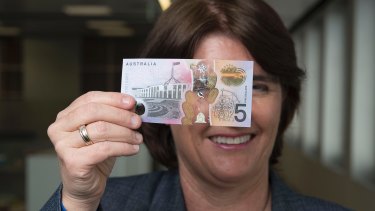 Reserve Bank assistant governor Michele Bullock with the new note.
