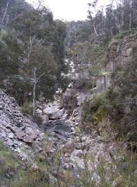 A photograph of "dry" Burrungabugge River - which has stopped regular flows since 1965.