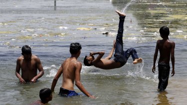 Record temperatures have scorched India in the past week, with the El Nino being partly to blame.