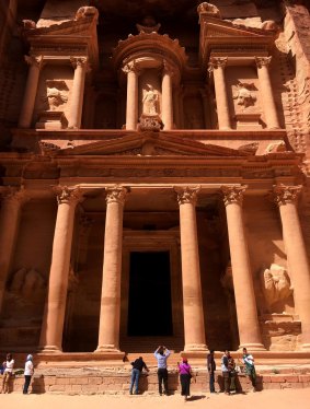 The Treasury, Petra.