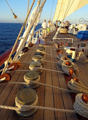 Ropes and rigging on Star Flyer's deck. 