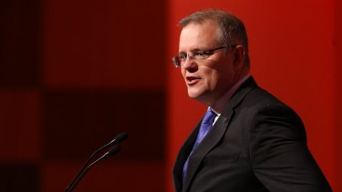 Minister for social services Scott Morrison has halted a legal case that saw the Child Support Agency spend $600,000 in legal fees.