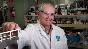 Co-inventor of our plastic currency, Professor David Solomon, has been made a Companion (AC) of the Order of Australia.    