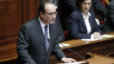 French President Francois Hollande says the whole international community must join to eliminate the "world's biggest terrorist factory" in Syria.