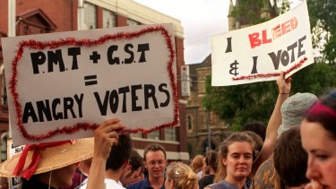 Victorian students rally against the GST on tampons in 2015