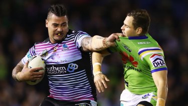 Cronulla Sharks Prop Andrew Fifita Issued Warning For Consorting With Criminals