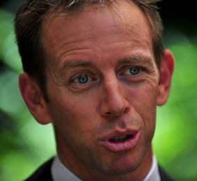 Shane Rattenbury has called for a ban on greyhound racing in Canberra.