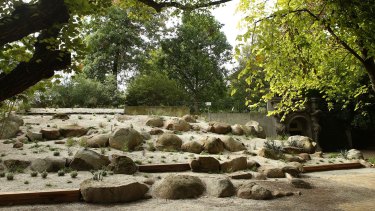The recently restored Ellis Stones garden at Melbourne University.