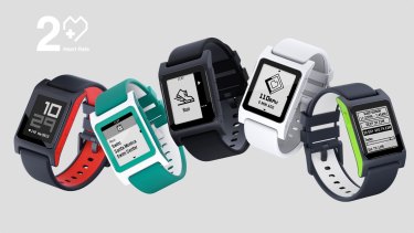 fitbit and pebble