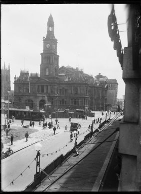 Town Hall with tram in the foreground, Sydney, 19 April 1934