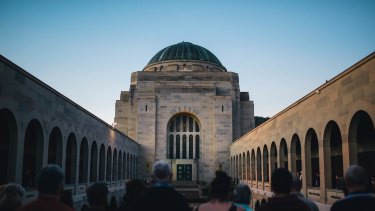 The guide suggests visiting the Cupping Room for breakfast, the Canberra Glassworks, Lerida Estate winery, the Australian War Memorial, Hotel Hotel in New Acton and Braddon.