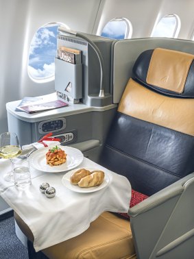 意大利航空公司客舱内饰。