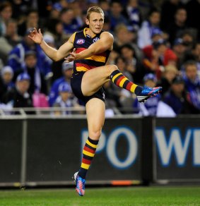 Reilly in action for the Crows.