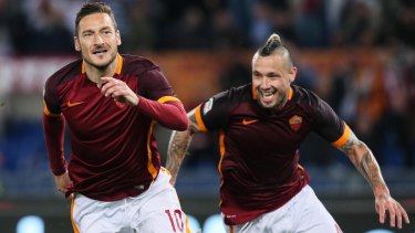 Francesco Totti Scores Twice In Five Minutes To Save Roma In Serie A