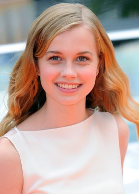 Angourie Rice plays the daughter of a bumbling private investigator.