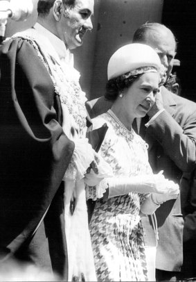Nicholas Shehadie joins Queen Elizabeth at the opening of the Sydney Opera House on October 20, 1973