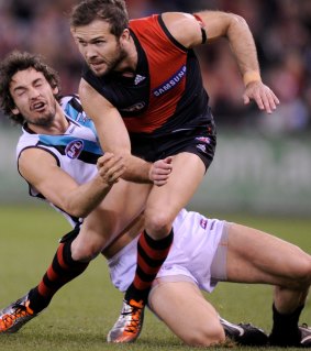 Mark McVeigh in action for the Bombers in 2011.