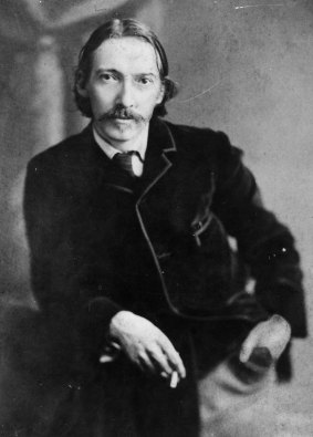Scottish novelist, poet and traveller Robert Louis Stevenson (1850-1894), circa 1880. 