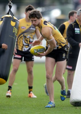 Blow to hopes: Ty Vickery has injured a knee. 