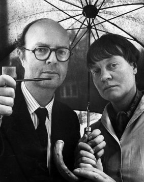 John Bayley and Iris Murdoch. In her letters she comes across as highly charged sexually and a frequent commentator on both sex and love. Although her husband John Bayley rarely makes an appearance in the letters.