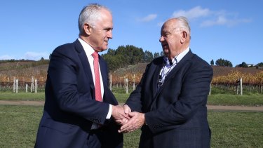 Prime Minister Malcolm Turnbull met with Josef Chromy, who fled his war-torn Czech village in 1950 for Australia, at his winery near Launceston on Friday.