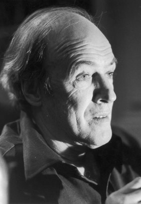 British children's author, playwright and short-story writer Roald Dahl (1916 - 1995), in 1979.
