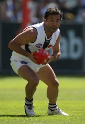 Peter Bell in action for Fremantle in 2008.