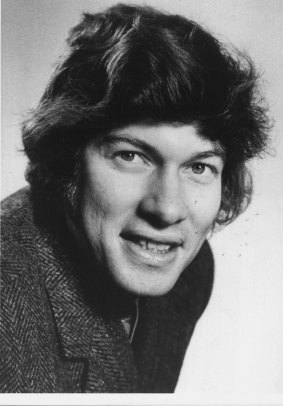 Geoffrey Robertson, QC, deviser and moderator of ABC TV's acclaimed <I>Geoffrey Robertson's Hypothetical</I>, in 1989.