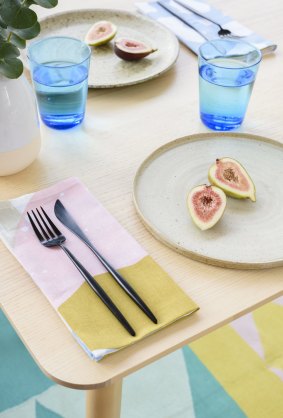 Arro Home has a full spectrum of kitchenware, including glasses, plates, tea towels and placemats.
