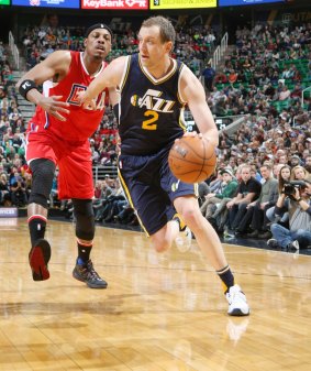 Joe Ingles makes the play for the Utah Jazz against Paul Pierce of the Los Angeles Clippers. 