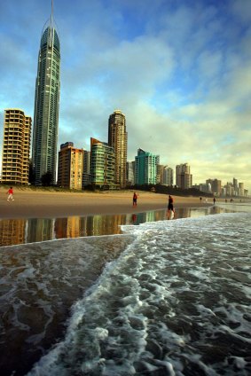 The Gold Coast City Council hopes more international cricket teams will come to the city to prepare for their summer campaigns.