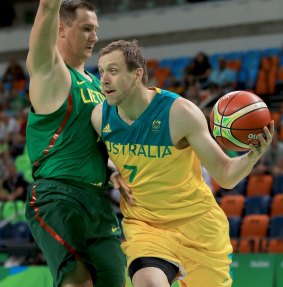Joe Ingles in action against Lithuania in the quarter-final match in Rio.