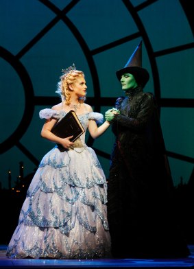 Glinda (Lucy Durack) and Elphaba (Jemma Rix) in Wicked!