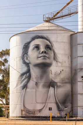 Silo art by Julia Volchkova.