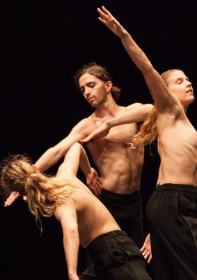 Performers from Dancenorth rehearse Three Dancers ahead of its world premiere in Townsville.