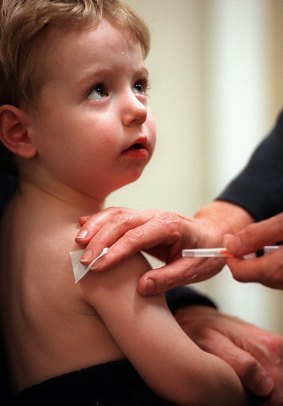 A senate committee has backed the plan to withhold childcare payments from families of unvaccinated children.