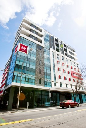 The former Tune Hotel is now operating as the new ibis Melbourne Swanston Street.