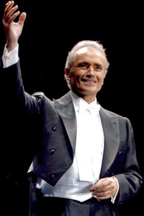 Jose Carreras will perform on a South Pacific cruise from Sydney as part of his farewell world tour next year.