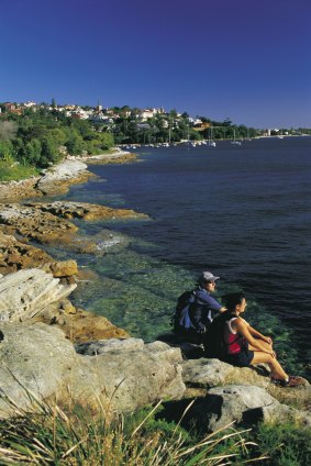 The Hermitage Foreshore Track provides million-dollar views over the harbour.